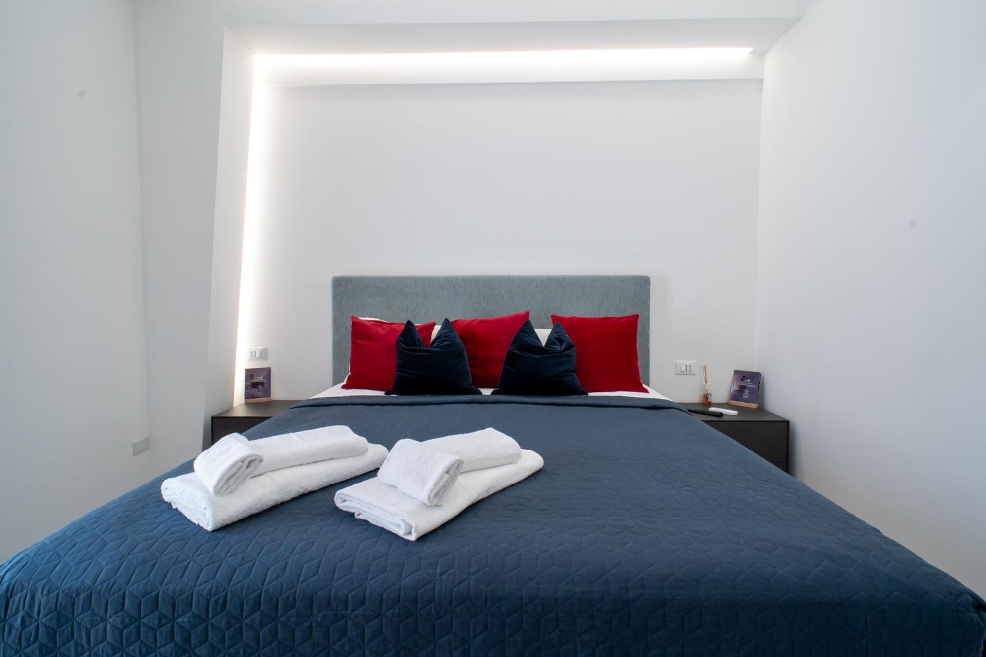 Affittacamere Mani - Camere Con Bagno Privato Джела Екстер'єр фото